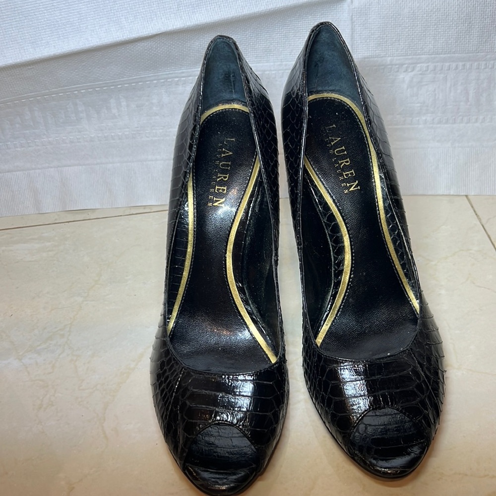 LAUREN by RALPH LAUREN - black peep toe pump